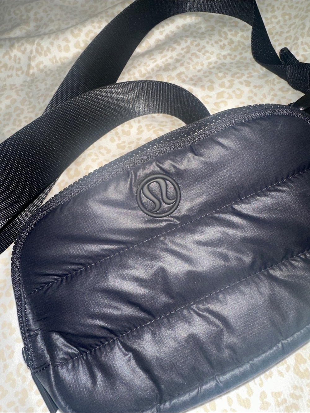lululemon athletica Black Quilted Belt Bag - Picture 2 of 4